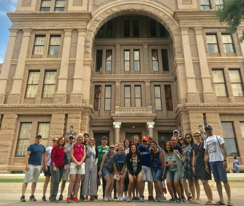 Group photo in front the Texas State Capital building